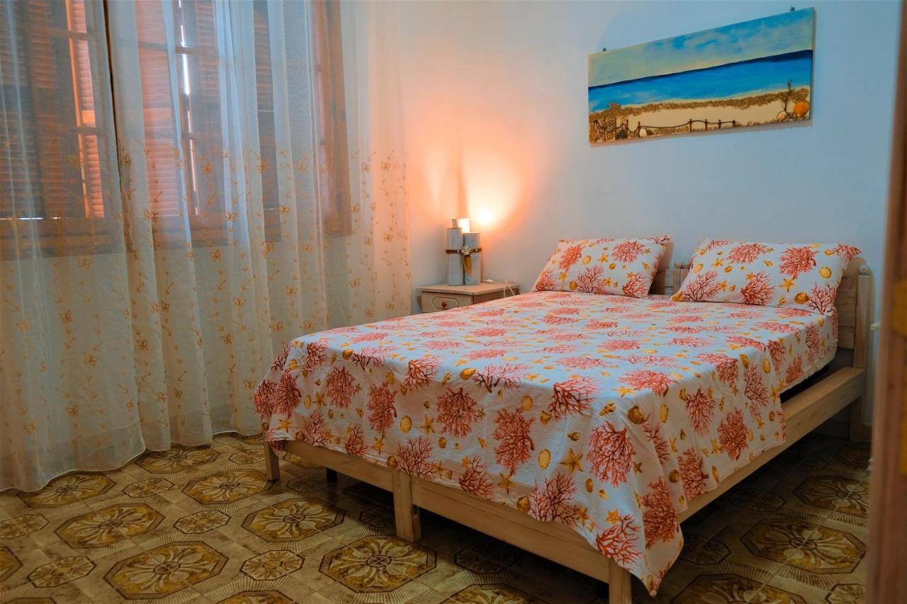 Villa Sette Nani Torre Lapillo Buitenkant foto